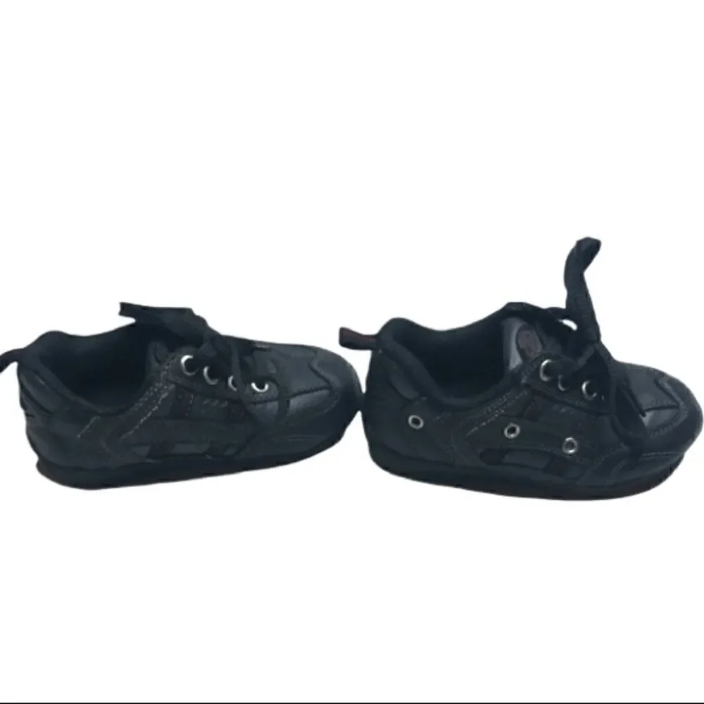 3/$15 or 5/$20 The Children’s Place size 6 black sneakers